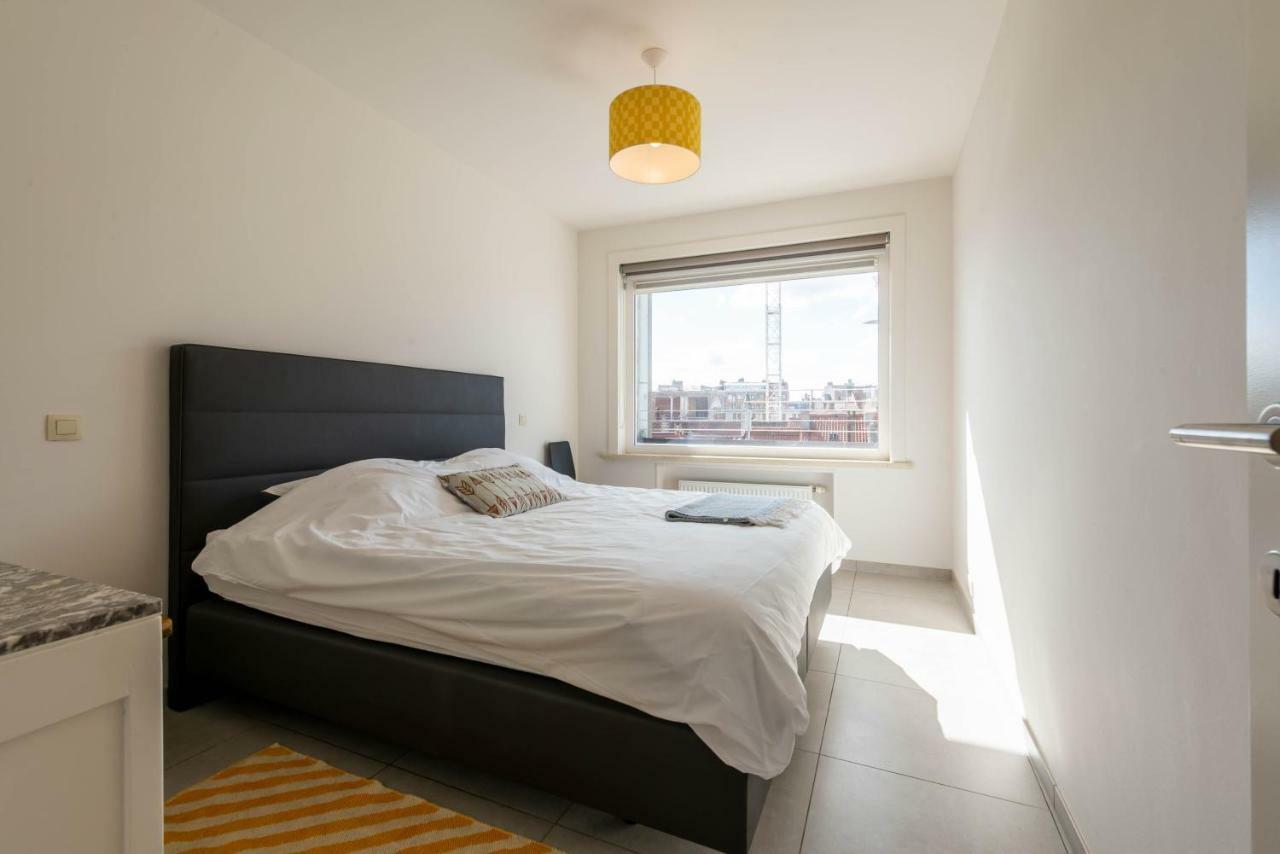 Modern Apartment With Free Parking Oostende Dış mekan fotoğraf