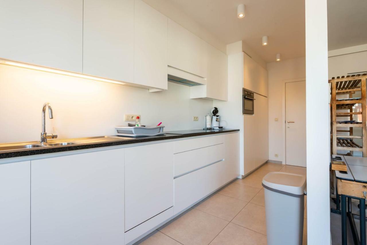 Modern Apartment With Free Parking Oostende Dış mekan fotoğraf